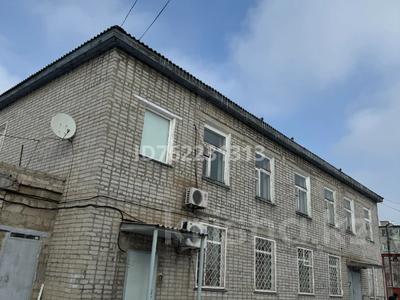 Аренда домов или дач в Павлодарской обл.: Отдельный дом · 6 комнат · 219 м², Омская 57/1 за 450 000 〒 Отдельный дом · 6 комнат · 219 м², Омская 57/1 за 450 000 〒 в Павлодаре