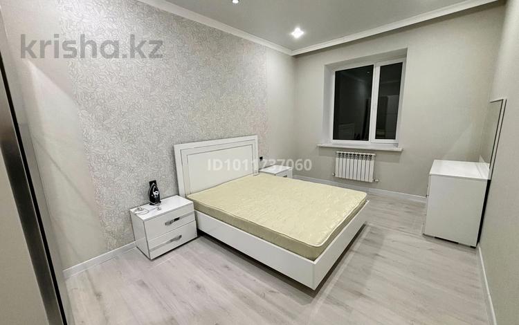 2-бөлмелі пәтер · 71 м² · 3/9 қабат, Вокзальная 4/1, бағасы: 250 000 ₸ в Уральске — фото 2
