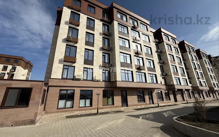 4-бөлмелі пәтер · 164 м², мкр Нурсая-3, Абулхайр-хана 56Б, бағасы: 110 млн ₸ в Атырау — фото 2