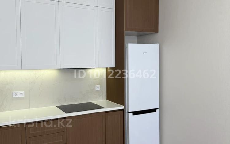 3-бөлмелі пәтер · 68.5 м² · 10/18 қабат, ул. Е-36 6, бағасы: 48.8 млн ₸ в Астане, Нура р-н — фото 2