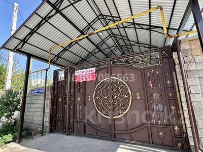 Жеке үй · 4 бөлме · 220 м² · 8 жүзд., Сымбат 19 — Мкр Азат, 68 школа, бағасы: 40 млн ₸ в Шымкенте