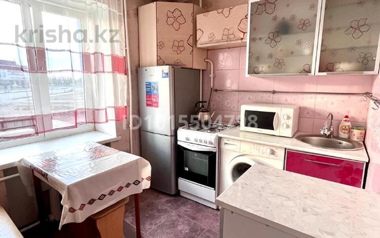 1-комнатная квартира · 32.8 м² · 2/5 этаж, мкр 11 за 15 млн ₸ в Актобе — фото 2
