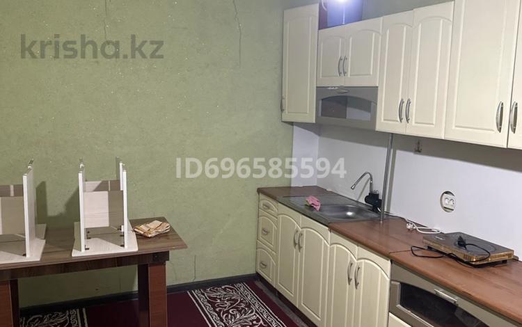 2-комнатная квартира, 30 м², 1/1 этаж помесячно, Шымкент тас жолы 71 за 80 000 〒 в Туркестане — фото 2