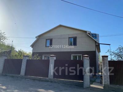 Отдельный дом · 4 комнаты · 122 м² · 3 сот., Самал 28 — Тыныбай мечеть,Чайка за 80 млн 〒 в Семее