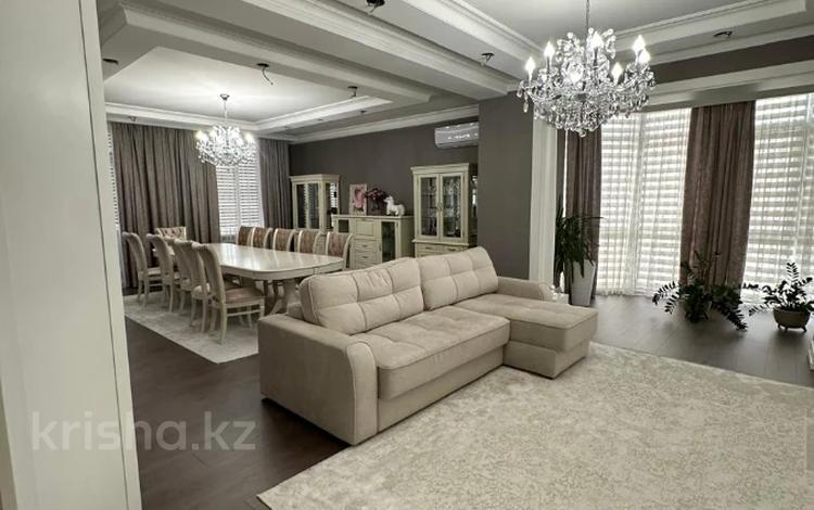 4-комнатная квартира · 240 м² · 3/5 этаж, Каратал за 115 млн ₸ в Талдыкоргане — фото 10