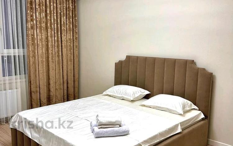 1-комнатная квартира · 66 м² · 7/16 этаж, Сырым батыра 99/3 — Тулеметова за 16 000 〒 в Шымкенте, Абайский р-н — фото 2