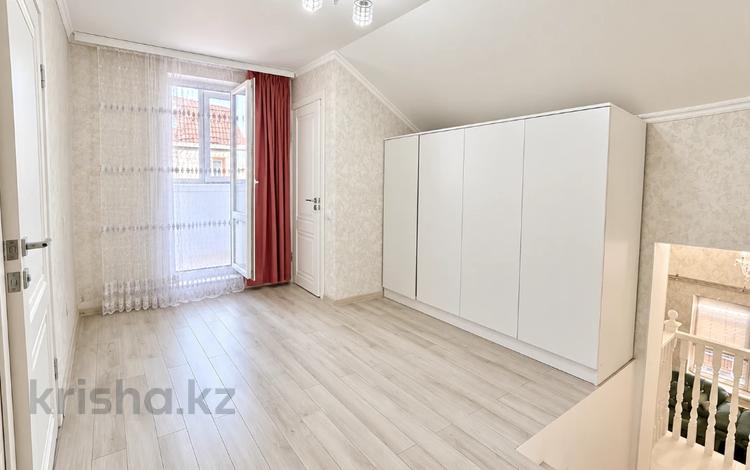 Жеке үй · 3 бөлме · 180 м² · 6 жүзд., Чубары 14, бағасы: 90 млн ₸ в Астане, Есильский р-н — фото 2