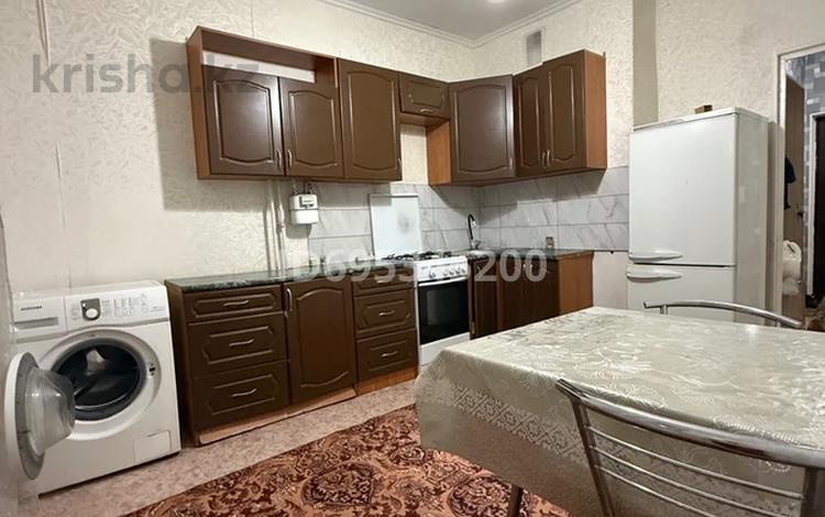 1-комнатная квартира · 40 м² · 5/5 этаж, мкр Саялы 68 за 160 000 ₸ в Алматы, Алатауский р-н — фото 17