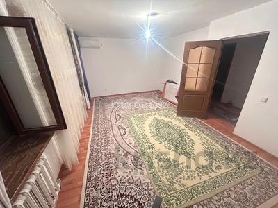 Продажа квартир в Кызылординской обл.: 3-комнатная квартира · 72 м² · 4/5 этаж, Гафур мухамеджанов 27 за 18.3 млн 〒 3-комнатная квартира · 72 м² · 4/5 этаж, Гафур мухамеджанов 27 за 18.3 млн 〒 в