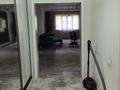 Отдельный дом • 5 комнат • 200 м² • 10 сот., Роза Багланова 1 за 70 млн 〒 в Таразе — фото 19