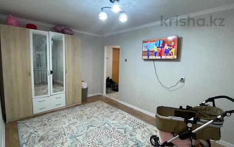 1-комнатная квартира, 30 м², 2/5 этаж, мкр 12 16