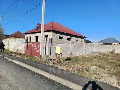Продажа домов и дачи в Шымкенте: Отдельный дом · 6 комнат · 180 м² · 8 сот., мкр Ынтымак за 25 млн 〒 Отдельный дом · 6 комнат · 180 м² · 8 сот., мкр Ынтымак за 25 млн 〒 в Шымкенте, Абайский р-н
