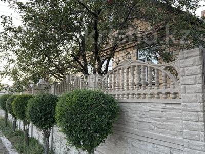 Отдельный дом · 3 комнаты · 80 м² · 6 сот., мкр Новый Город, Жуковского 58 за 26 млн 〒 в Караганде, Казыбек би р-н