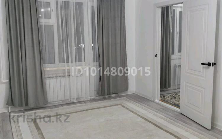 3-комнатная квартира · 50 м² · 2/5 этаж, мкр 5 за 19.5 млн ₸ в Актобе — фото 2