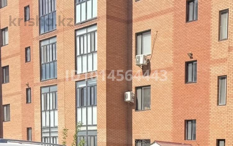 4-бөлмелі пәтер · 110 м² · 5/5 қабат, Алашахана 22Е — Музей, бағасы: 50 млн ₸ в Жезказгане — фото 18