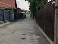 Отдельный дом · 3 комнаты · 65.7 м² · 2 сот., мкр Думан-1, Переулок иманбаевой — Переулок иманбаевой за ~ 34 млн ₸ в Алматы, Медеуский р-н