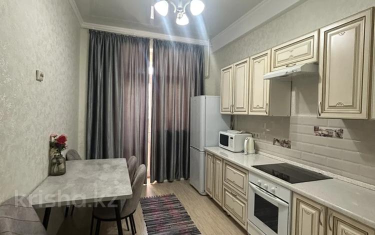 2-бөлмелі пәтер · 80 м² · 7/14 қабат, 17-ш/а., 17 мкрн 7, бағасы: 250 000 ₸ в Актау, 17-й мкр — фото 2