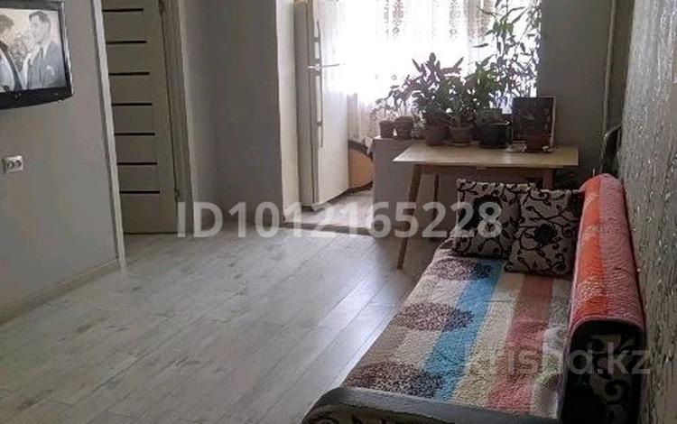 2-бөлмелі пәтер · 42.8 м² · 3/4 қабат, Валиханова 22 — Маметовой, бағасы: 32 млн ₸ в Алматы, Медеуский р-н — фото 2