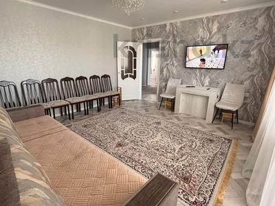3-комнатная квартира · 63 м² · 8/10 этаж, Майкудук, Мкр Голубые пруды 15 за 24 млн ₸ в Караганде, Алихана Бокейханова р-н