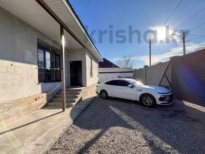 Отдельный дом · 4 комнаты · 138 м² · 4 сот., Космонавтова 37 за 45 млн 〒 в Талдыкоргане