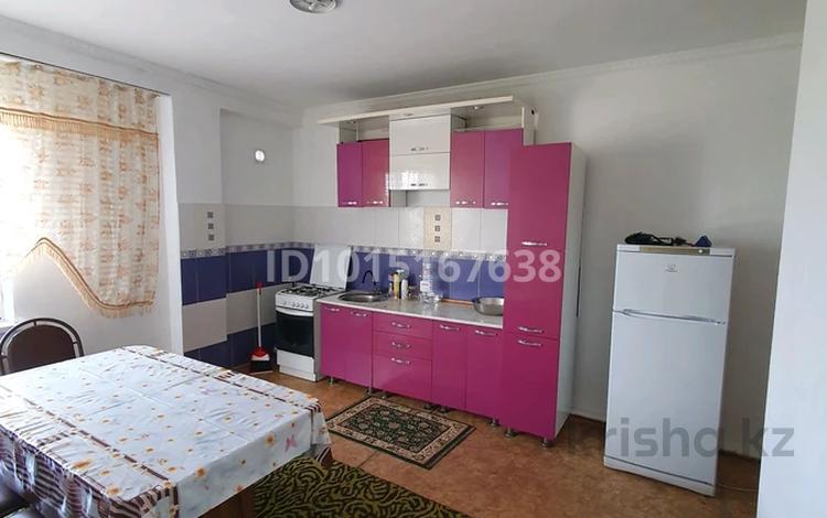 3-комнатная квартира · 54 м² · 4/5 этаж, мкр Тастак-2 д53А за 350 000 ₸ в Алматы, Алмалинский р-н — фото 2
