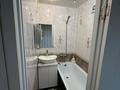 2-бөлмелі пәтер · 48.5 м² · 5/5 қабат, Ихсанова 87, бағасы: 11 000 ₸ в Уральске, мкр Школьник — фото 6