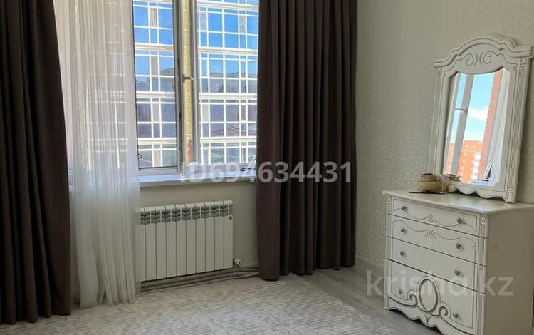 2-бөлмелі пәтер · 71 м² · 2/5 қабат, мкр. Алтын орда 47, бағасы: 28.5 млн ₸ в Актобе — фото 2