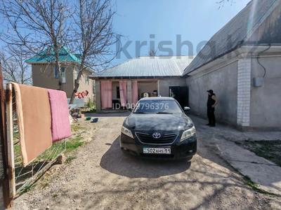 Отдельный дом · 4 комнаты · 100 м², Огонёк 51 за 100 000 〒 в Рахат (поселок Жалпаксай) 