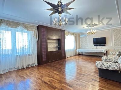 5-комнатная квартира · 198 м² · 14/15 этаж, Омарова 10 за 70 млн ₸ в Астане, р-н Байконур