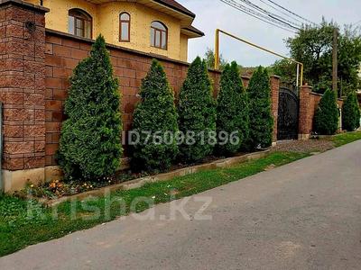 Отдельный дом · 7 комнат · 485 м², Крайняя за 270 млн ₸ в Алматы, Медеуский р-н