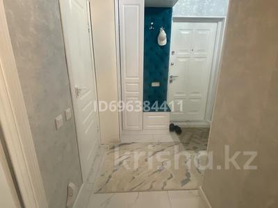 2-бөлмелі пәтер, 60 м², 4/10 қабат, 16-й мкр 39 — ТРК Актау, бағасы: 27 млн 〒