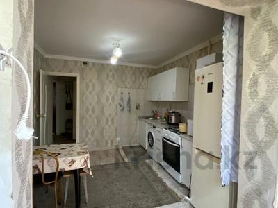 2-комнатная квартира · 54 м² · 2/5 этаж, мкр Тастак-3, аносова за 39 млн ₸ в Алматы, Алмалинский р-н
