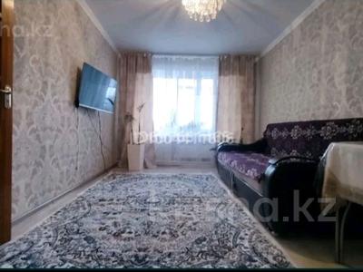 3-комнатная квартира · 60 м² · 2/3 этаж, Мира 3 за 13.5 млн ₸ в Актобе, жилой массив Жилянка