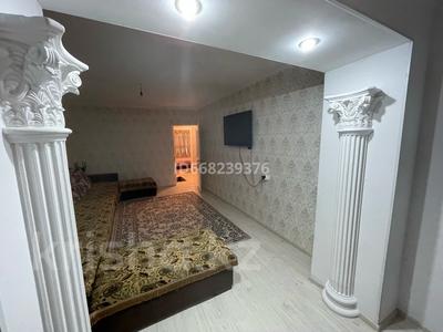 2-комнатная квартира, 50 м², 1/5 этаж посуточно, Байтурсынова 3 за 10 000 〒 в 
