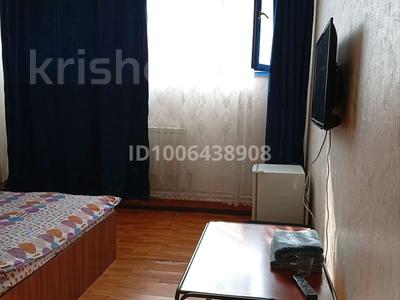 1-комнатная квартира · 30 м² · 3/3 этаж, Сейфуллина 404 за 12 000 〒 в Алматы, Алмалинский р-н