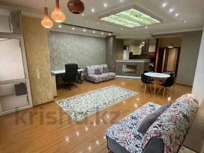 1-бөлмелі пәтер · 55 м² · 16/20 қабат, Брусиловского 163, бағасы: 300 000 ₸ в Алматы, Алмалинский р-н