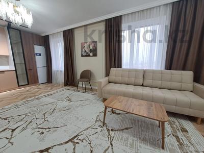 2-комнатная квартира, 64 м², 5/14 этаж помесячно, Райымбека 210 за 350 000 〒 в Алматы