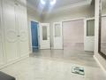 3-бөлмелі пәтер · 120 м² · 3/5 қабат, мкр. Алтын орда, Мустафа Шокая 17, бағасы: 62 млн ₸ в Актобе — фото 2