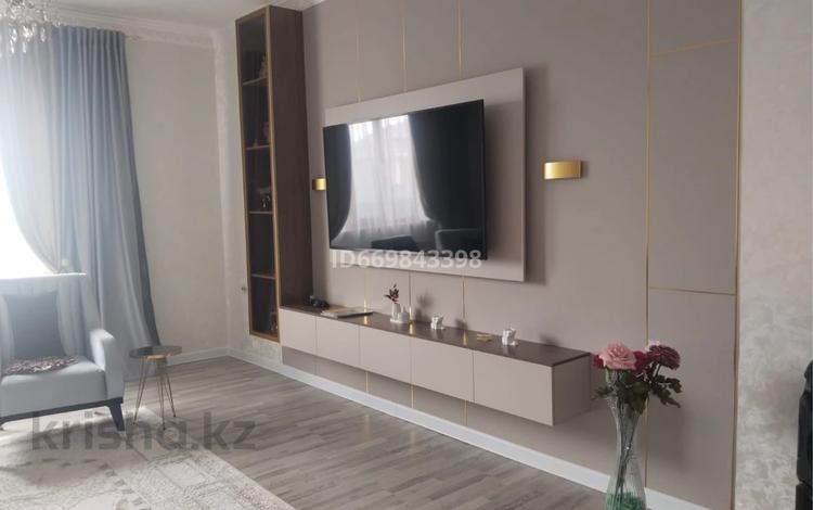 Жеке үй · 6 бөлме · 300 м² · 8 жүзд., Мкр Бирлик-2 — Новостройка, бағасы: 55 млн ₸ в Атырау — фото 19