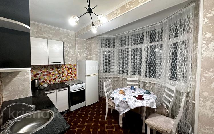 2-бөлмелі пәтер · 71 м² · 9/9 қабат, 4 переулок Қапал 2А, бағасы: 150 000 ₸ в Таразе — фото 2