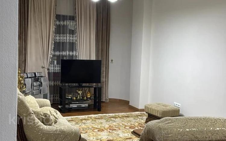 4-комнатная квартира · 140 м² · 6/7 этаж, Фурманова 111 за 700 000 ₸ в Алматы, Медеуский р-н — фото 2