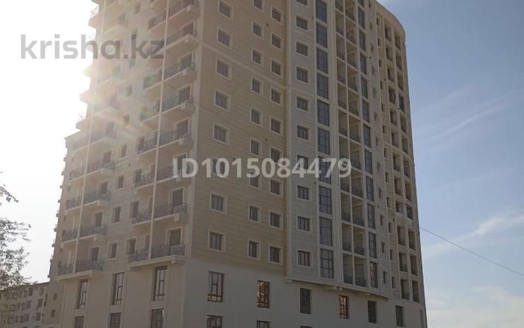 4-бөлмелі пәтер · 140 м² · 4/12 қабат, 12-ш/а. 36/2 — Мунайши, бағасы: 35 млн ₸ в Актау, 12-й мкр — фото 2