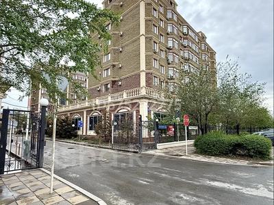 2-бөлмелі пәтер · 77.2 м² · 8/8 қабат, Валиханова 21-1, бағасы: 300 000 ₸ в Атырау