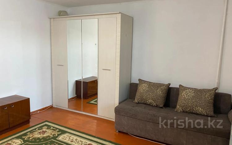 1-бөлмелі пәтер · 33 м² · 4/5 қабат, Самал 11, бағасы: 100 000 ₸ в Талдыкоргане, мкр Самал — фото 2