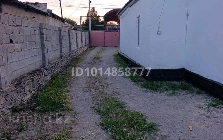 Отдельный дом · 4 комнаты · 300 м² · 14 сот., Мир 36 за 15 млн ₸ в Бурыл — фото 2