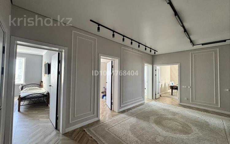 4-комнатная квартира · 130 м² · 11/16 этаж, мкр Юго-Восток, проспект Шахтеров 46/1 за 70 млн ₸ в Караганде, Казыбек би р-н — фото 2