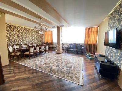 4-бөлмелі пәтер · 200 м² · 4/9 қабат, Есетбатыра 108А — Электрон, бағасы: 60 млн ₸ в Актобе