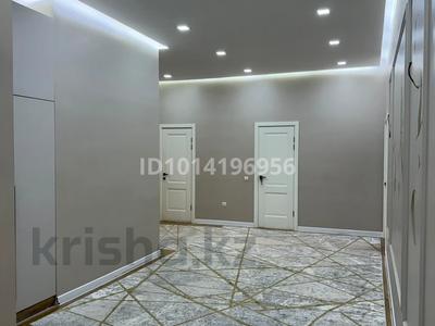 4-бөлмелі пәтер · 172.4 м² · 5/13 қабат, 16-ш/а. 85 — Центральная дорога, бағасы: 79 млн ₸ в Актау, 16-й мкр 