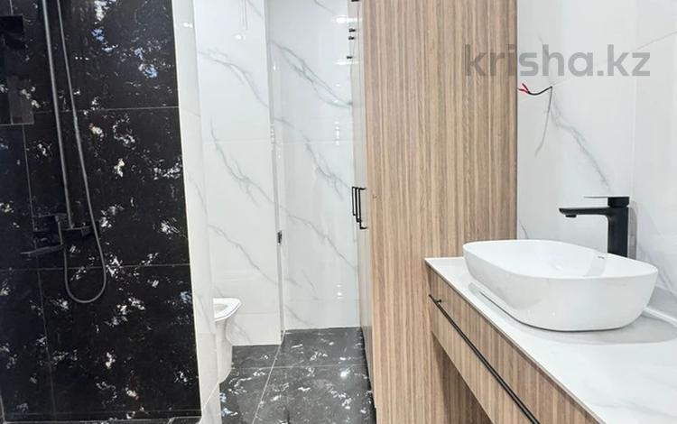 3-бөлмелі пәтер · 95 м² · 4/6 қабат, 39-ш/а. 3, бағасы: 26 млн ₸ в Актау, 39-й мкр — фото 2