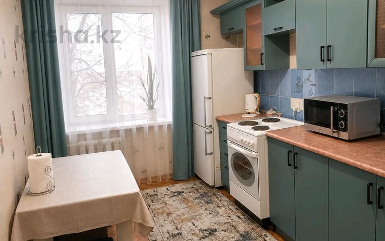 3-комнатная квартира · 67 м² · 3/10 этаж, 8 марта 102 — 72 квартал за 23 000 ₸ в Семее — фото 38